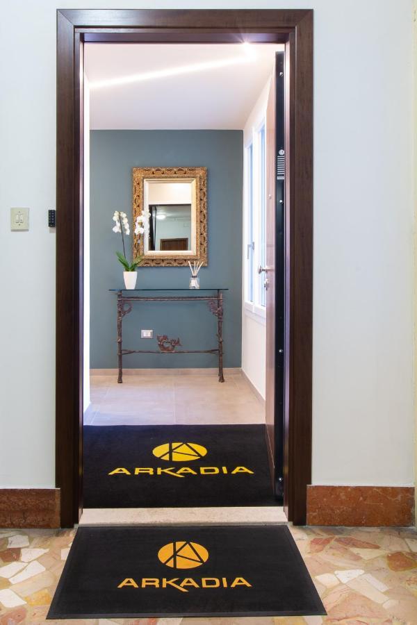 Arkadia Rooms & Apartments Cagliari Exterior photo